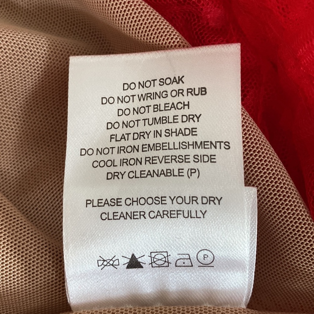 Bronx and Banco Lolita maxi/gown in red size US XS/2 MAKE ME A REASONABLE OFFER! - Picture 14 of 16